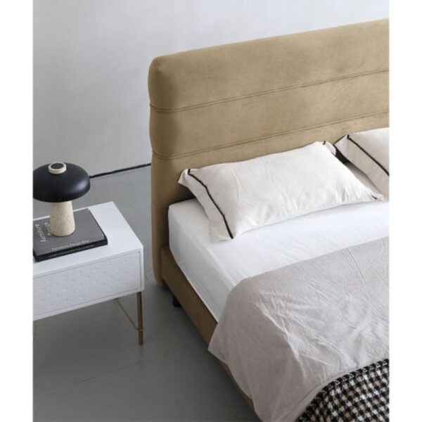 Spritsail Line Upholstered Without Storage Bed In Suede - A Crown Furniture